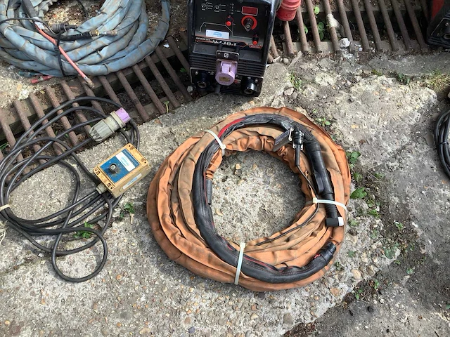 Lincoln electric invertec v270-t pulse tig-lasmachine - afbeelding 2 van  6