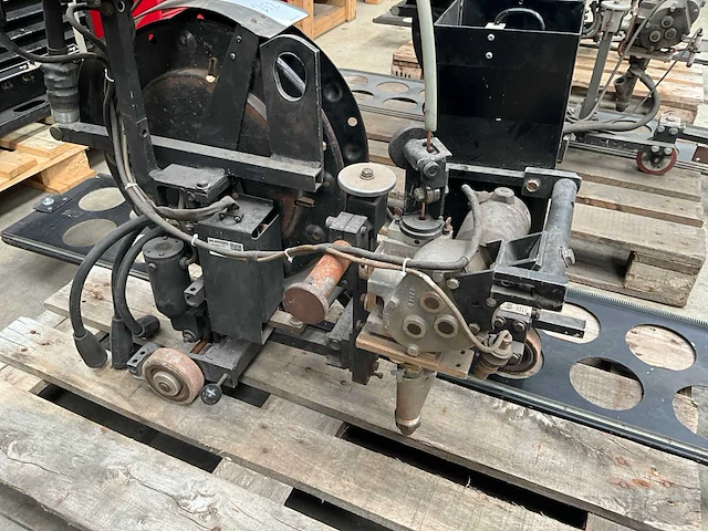 Lincoln electric lt7 tractor geautomatiseerde lastractor - afbeelding 5 van  7