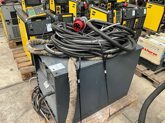 Lincoln electric lt7 tractor geautomatiseerde lastractor - afbeelding 9 van  10