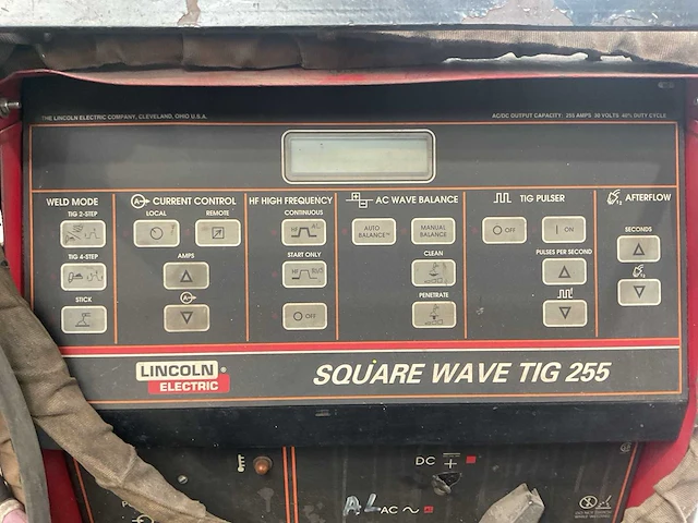 Lincoln electric square wave tig 255 lasapparaat - afbeelding 6 van  9