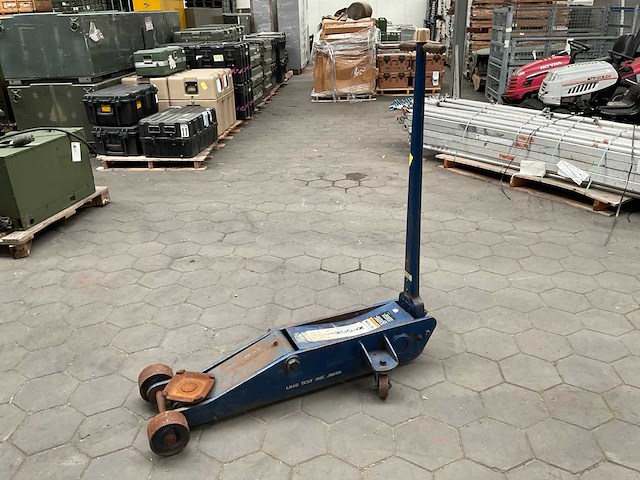 Lincoln garagekrik - afbeelding 1 van  6