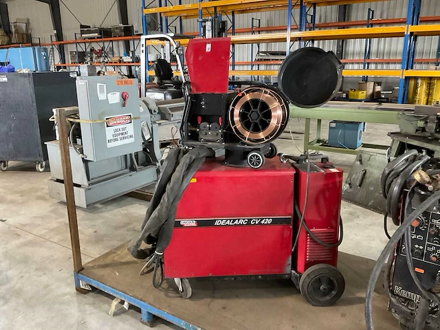 Lincoln idealarc cv 420 lasapparaat - afbeelding 1 van  10