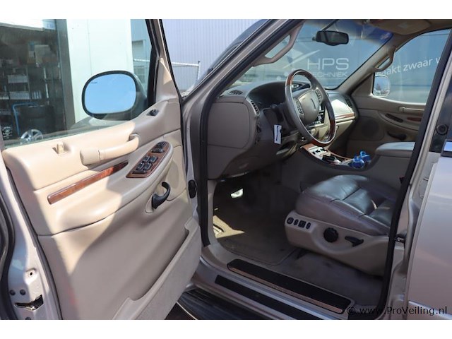 Lincoln navigator 4wd | 5.4l 32 valve v8 | apk tot januari 2026 | kenteken: gl-978-x - afbeelding 6 van  30