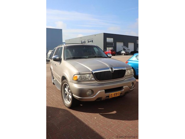 Lincoln navigator 4wd | 5.4l 32 valve v8 | apk tot januari 2026 | kenteken: gl-978-x - afbeelding 1 van  30