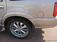 Lincoln navigator 4wd | 5.4l 32 valve v8 | apk tot januari 2026 | kenteken: gl-978-x - afbeelding 28 van  30