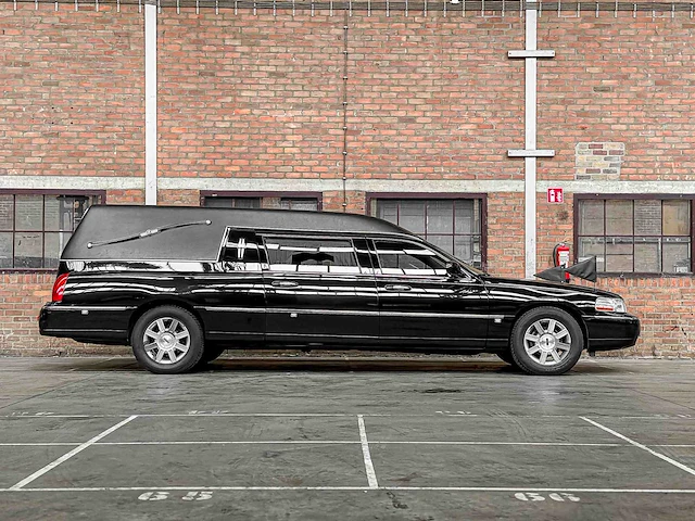 Lincoln superior coach begrafenisauto town car 242pk 2009, 43-hrn-4 youngtimer - afbeelding 3 van  43