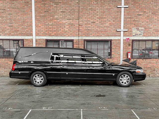Lincoln superior coach begrafenisauto town car 242pk 2009, 43-hrn-4 youngtimer - afbeelding 4 van  43