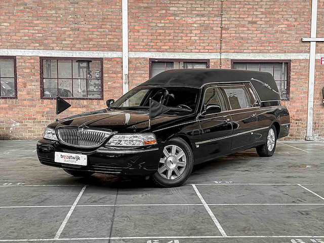 Lincoln superior coach begrafenisauto town car 242pk 2009, 43-hrn-4 youngtimer - afbeelding 23 van  43