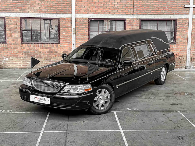 Lincoln superior coach begrafenisauto town car 242pk 2009, 43-hrn-4 youngtimer - afbeelding 34 van  43