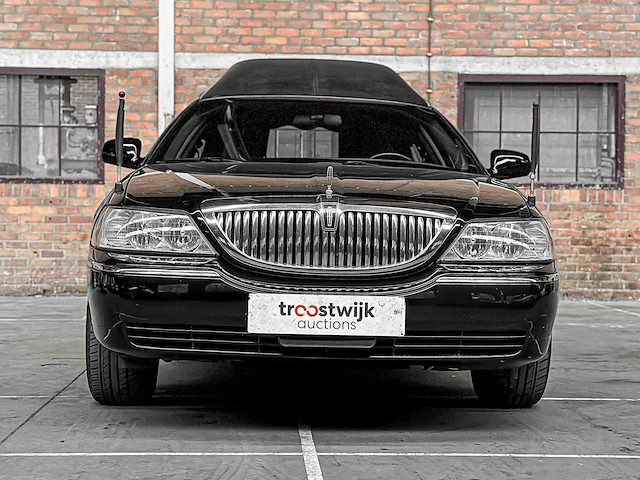 Lincoln superior coach begrafenisauto town car 242pk 2009, 43-hrn-4 youngtimer - afbeelding 39 van  43