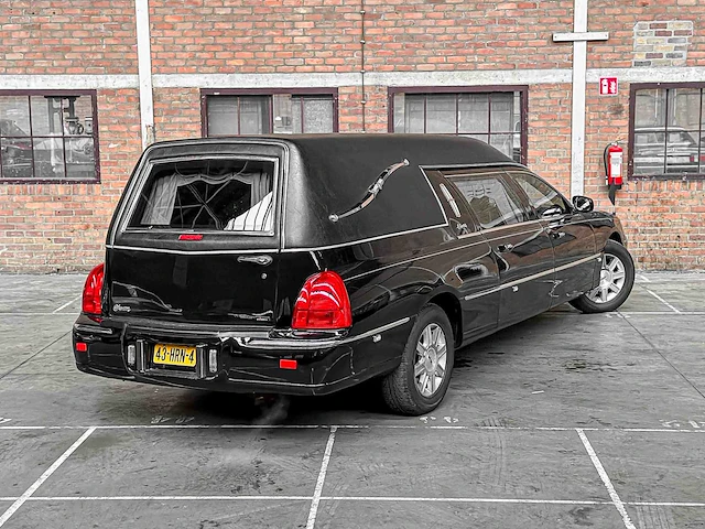 Lincoln superior coach begrafenisauto town car 242pk 2009, 43-hrn-4 youngtimer - afbeelding 6 van  43