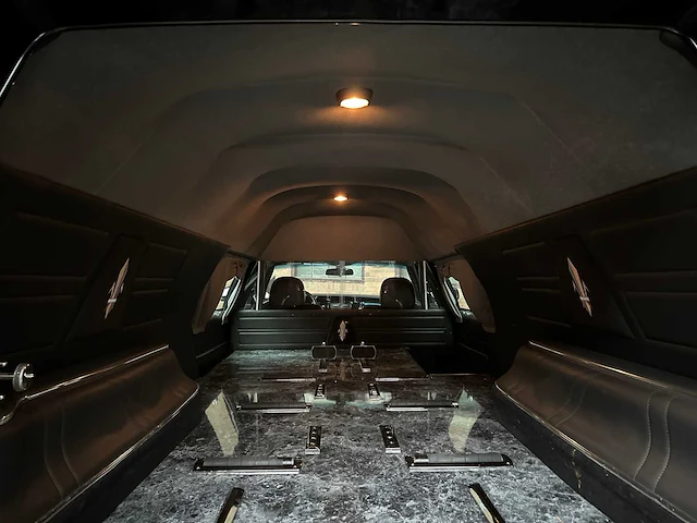 Lincoln superior coach begrafenisauto town car 242pk 2009, 43-hrn-4 youngtimer - afbeelding 31 van  43