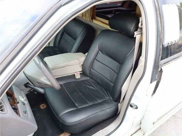 Lincoln town car limousine 4.6 signature automaat 1999 - afbeelding 4 van  42