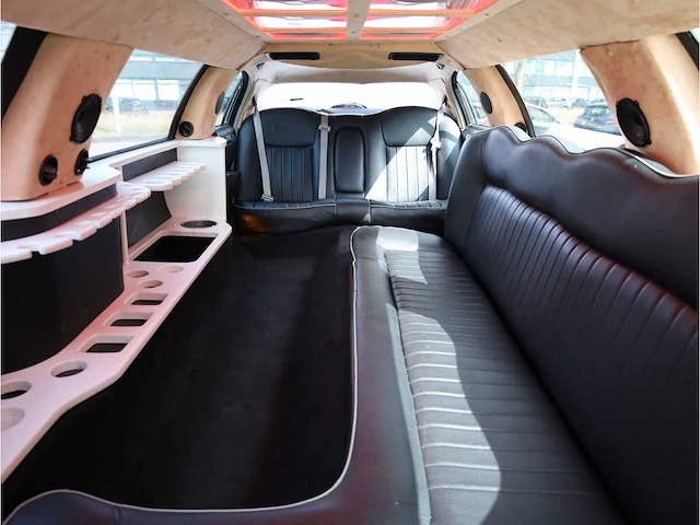 Lincoln town car limousine 4.6 signature automaat 1999 - afbeelding 26 van  42