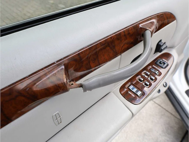 Lincoln town car limousine 4.6 signature automaat 1999 - afbeelding 29 van  42