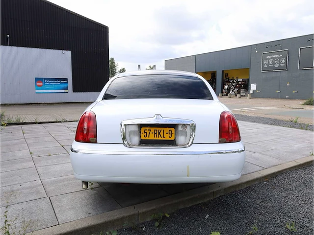 Lincoln town car limousine 4.6 signature automaat 1999 - afbeelding 34 van  42