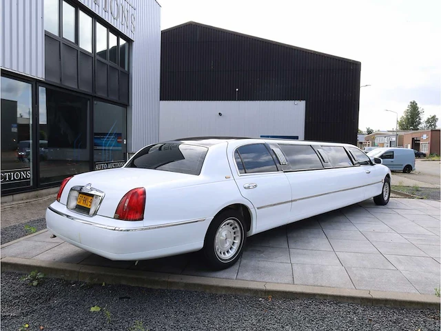 Lincoln town car limousine 4.6 signature automaat 1999 - afbeelding 38 van  42