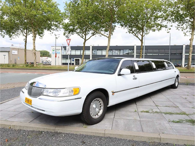 Lincoln town car limousine 4.6 signature automaat 1999 - afbeelding 42 van  42