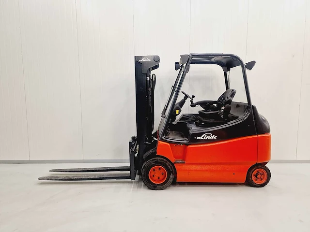 Linde - 2004 - e30 /600-02 - vorkheftruck - afbeelding 12 van  30