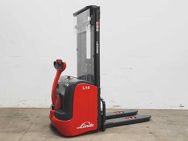 Linde - 2004 - l14 - stapelaar - afbeelding 8 van  11