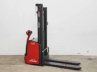 Linde - 2004 - l14 - stapelaar - afbeelding 9 van  11