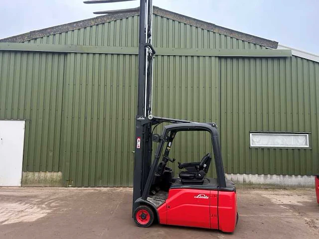 Linde - 2007 - e16l-01 - vorkheftruck - afbeelding 13 van  15