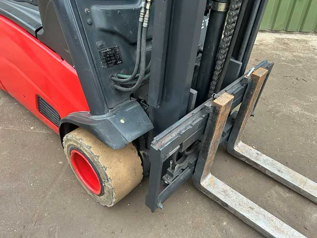 Linde - 2008 - e18l-01 - vorkheftruck - afbeelding 11 van  16