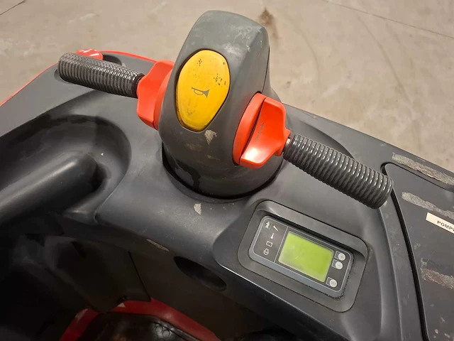 Linde - 2008 - t20 - elektrische palletwagen - afbeelding 6 van  9