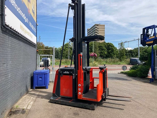Linde - 2012 - v12 man up - reach truck - afbeelding 7 van  12