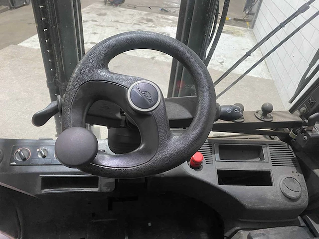Linde - 2013 - e50hl-01 - vorkheftruck - afbeelding 13 van  14
