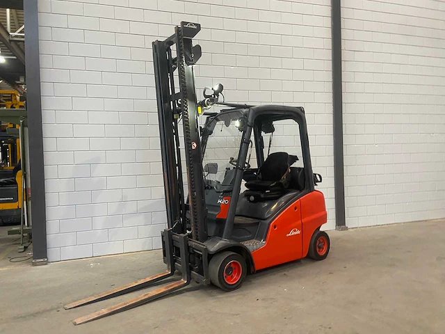 Linde - 2013 - h20t - vorkheftruck - afbeelding 1 van  12