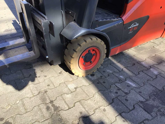 Linde - 2014 - e16-02 - vorkheftruck - afbeelding 2 van  14