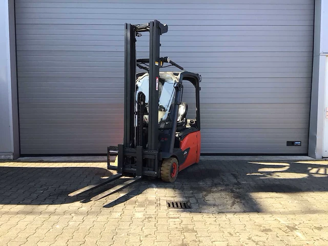 Linde - 2014 - e16-02 - vorkheftruck - afbeelding 1 van  14