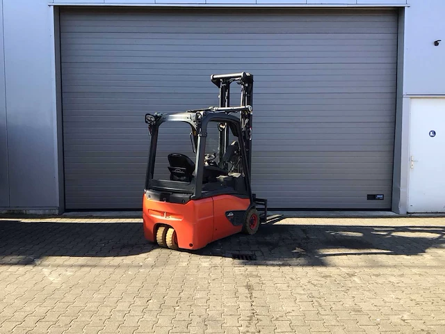 Linde - 2014 - e16-02 - vorkheftruck - afbeelding 7 van  14