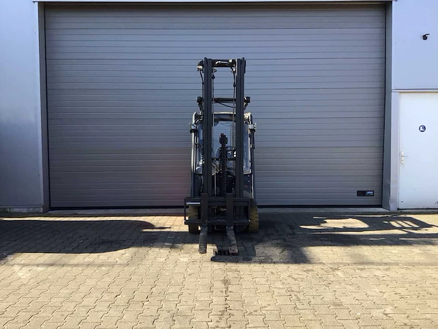 Linde - 2014 - e16-02 - vorkheftruck - afbeelding 10 van  14