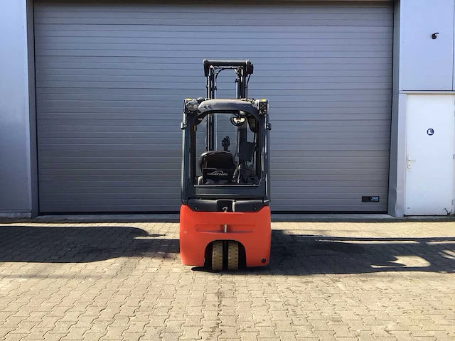 Linde - 2014 - e16-02 - vorkheftruck - afbeelding 11 van  14