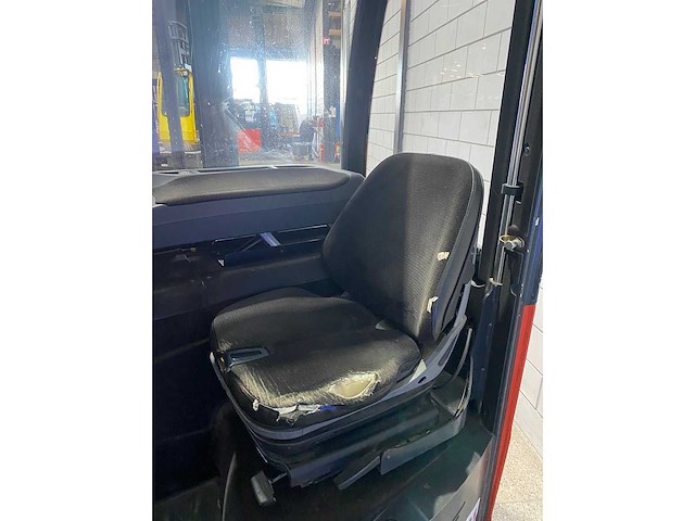 Linde - 2015 - r16 - reach truck - afbeelding 8 van  14