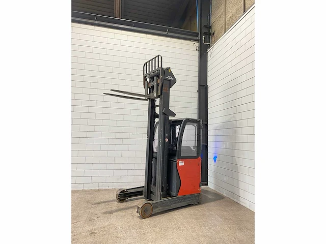 Linde - 2015 - r16 - reach truck - afbeelding 6 van  13