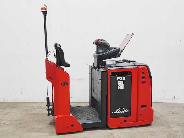 Linde - 2017 - p30c - industriële trekker - afbeelding 4 van  10