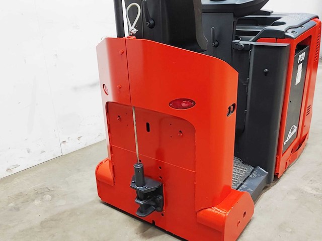 Linde - 2017 - p30c - industriële trekker - afbeelding 5 van  10