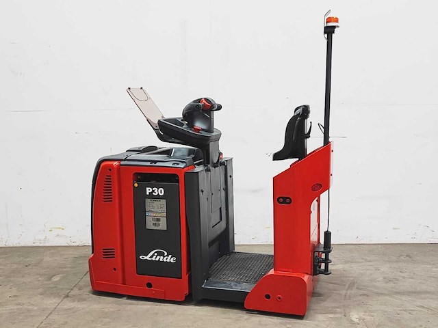 Linde - 2017 - p30c - industriële trekker - afbeelding 7 van  10