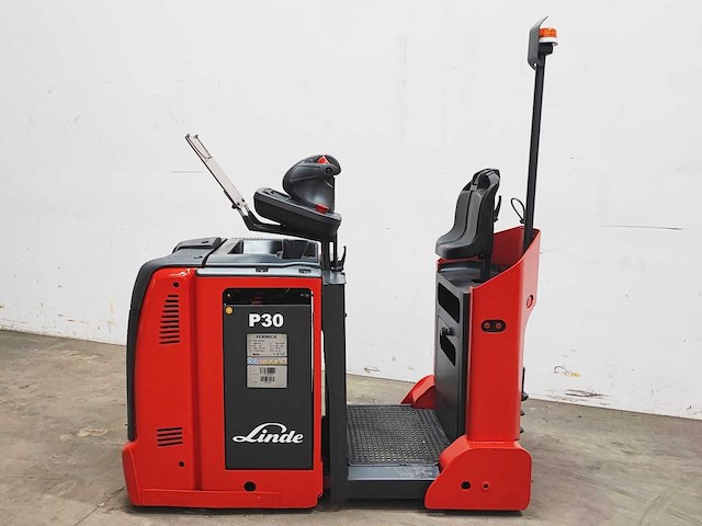 Linde - 2017 - p30c - industriële trekker - afbeelding 8 van  10