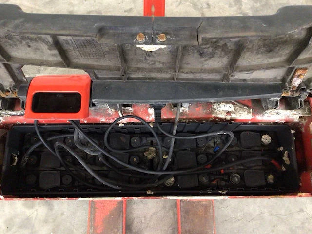 Linde - 2017 - t16 - elektrische palletwagen - afbeelding 8 van  9