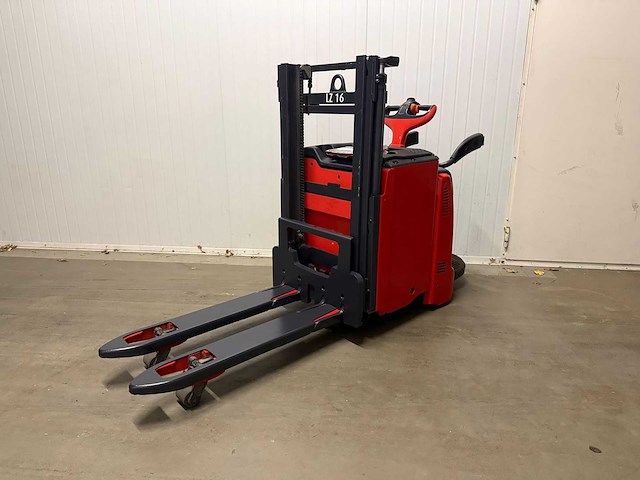 Linde - 2018 - d12 ap - stapelaar - afbeelding 1 van  11