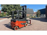 Linde - 2019 - e30h - vorkheftruck - afbeelding 3 van  8