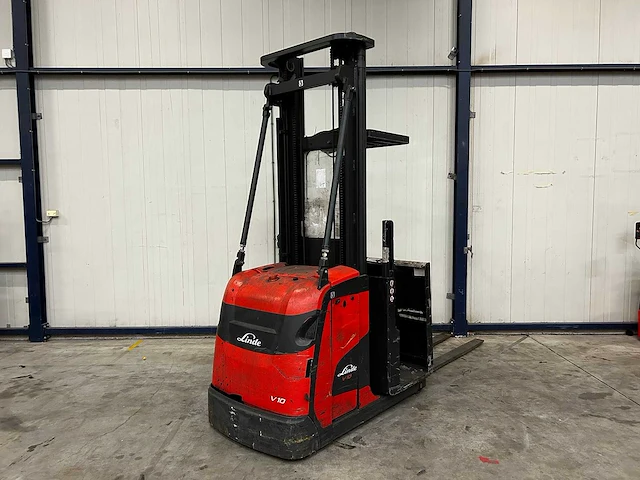 Linde - 2019 - v10-02 - orderpicker - afbeelding 1 van  10