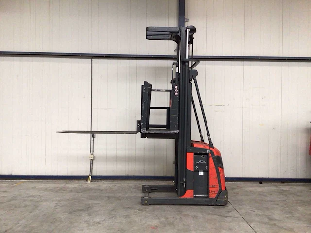 Linde - 2019 - v10-02 - orderpicker - afbeelding 5 van  10