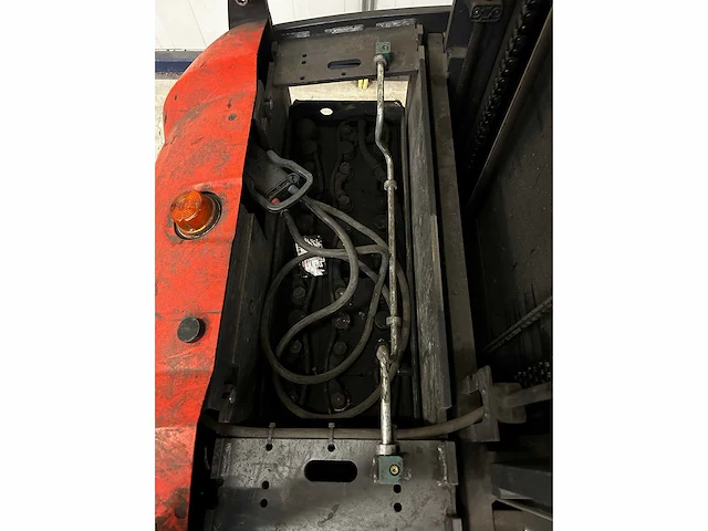 Linde - 2019 - v10-02 - orderpicker - afbeelding 9 van  10