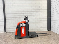 Linde - 2019 - v10-02 - orderpicker - afbeelding 1 van  11