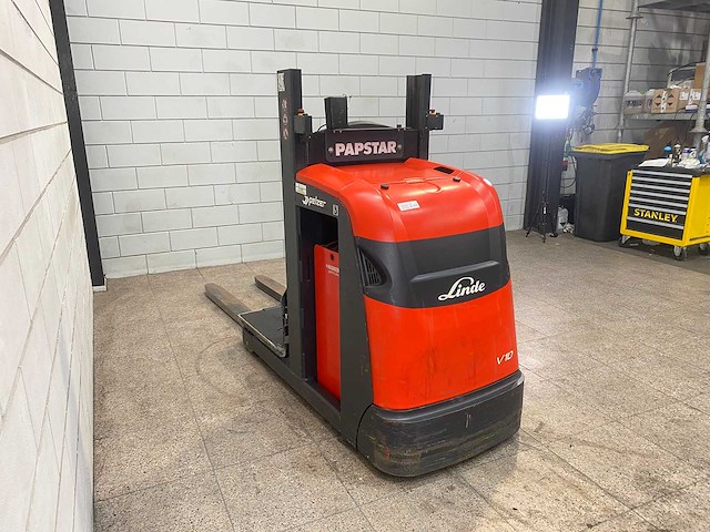 Linde - 2019 - v10-02 - orderpicker - afbeelding 6 van  11